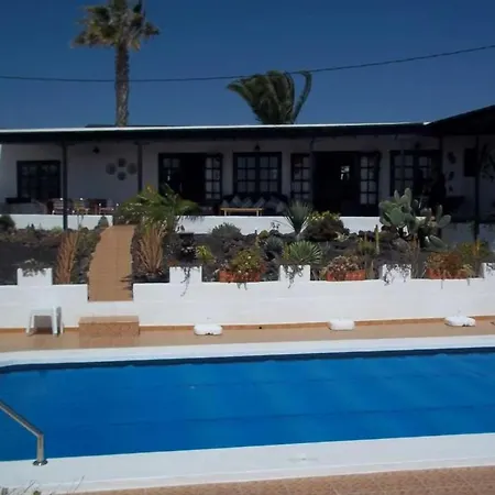 Sleeps 9 Pool Wifi *